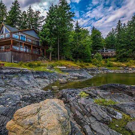 Gowlland Harbour Resort Heriot Bay Exterior foto