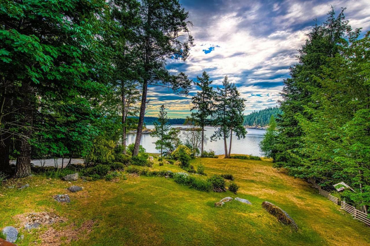 Gowlland Harbour Resort Heriot Bay Exterior foto